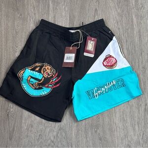Mitchell & Ness | Grizzlies Vintage Logo Black Shorts | Size Small - NWT!